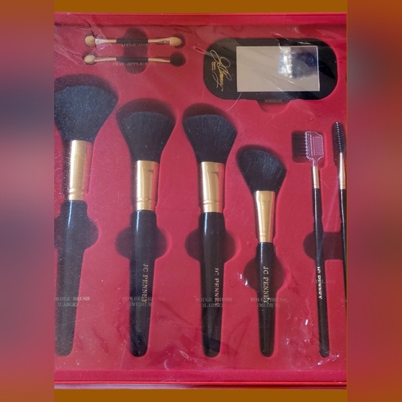 BRAND NEW JCPENNEY SIGNATURE COLLECTION ~ 18 PIECE COMPLETE MAKE-UP BRUSH SET - Picture 2 of 5